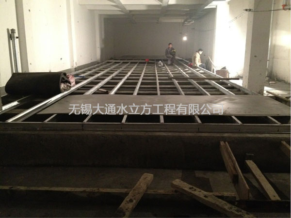 圣芭芭拉房產(chǎn)生活水箱鋼架基礎(chǔ)